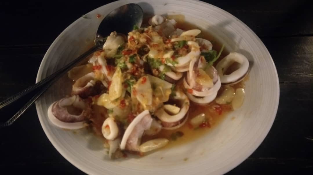 Grilled Squid With Spicy Thai Sauce